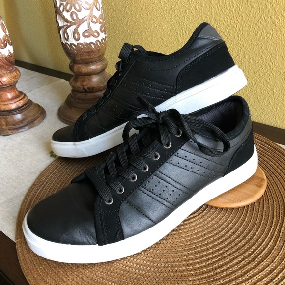 Perry Ellis Other - PERRY ELLIS PORTAFOLIO WALKER. ⛵️👟🕶⚓️